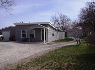 429 E Silknitter St, Rose Hill, KS 67133