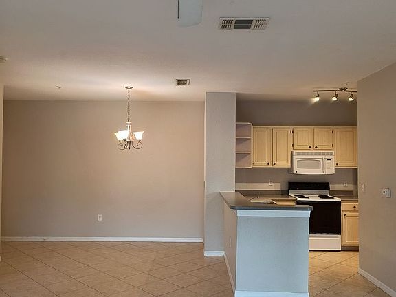5th image of 8907 Legacy Ct APT 14-106