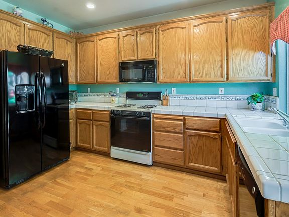 4th image of 1543 Whitstable Dr