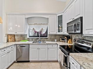 7755 Villa Nova Dr, Boca Raton, FL 33433