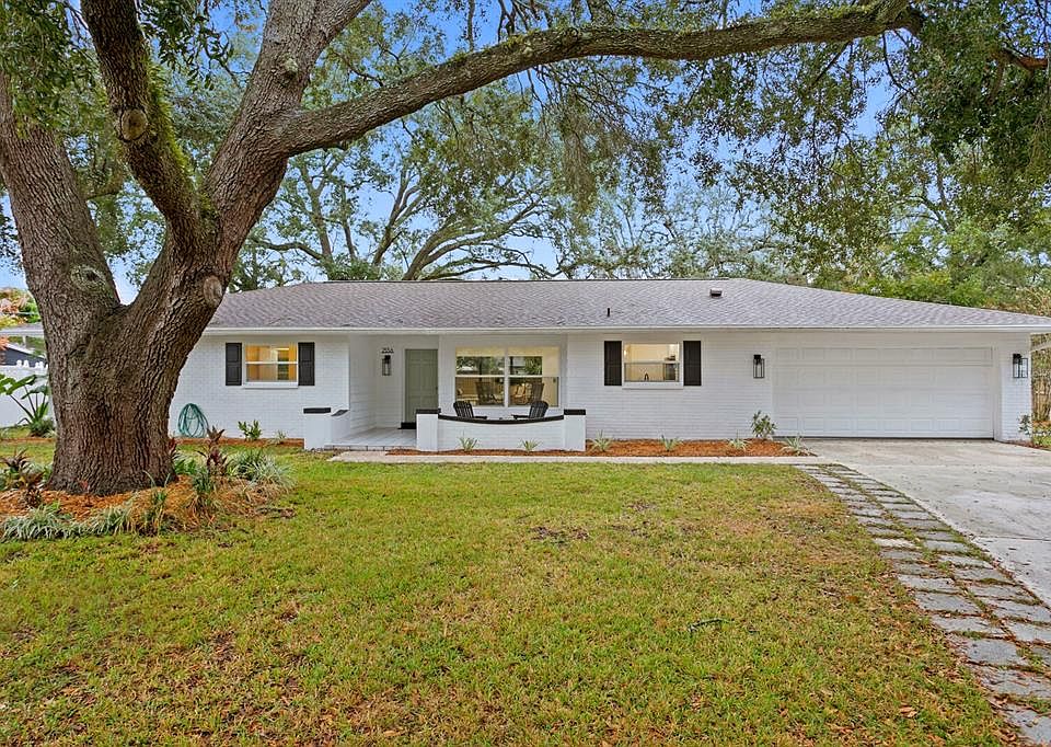 1st image of 2556 LAKE ELLEN CIRCLE