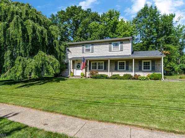 321 Ascot Ln, Bridgewater Twp., NJ 08807