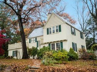106 Crest Rd, Wellesley, MA 02482