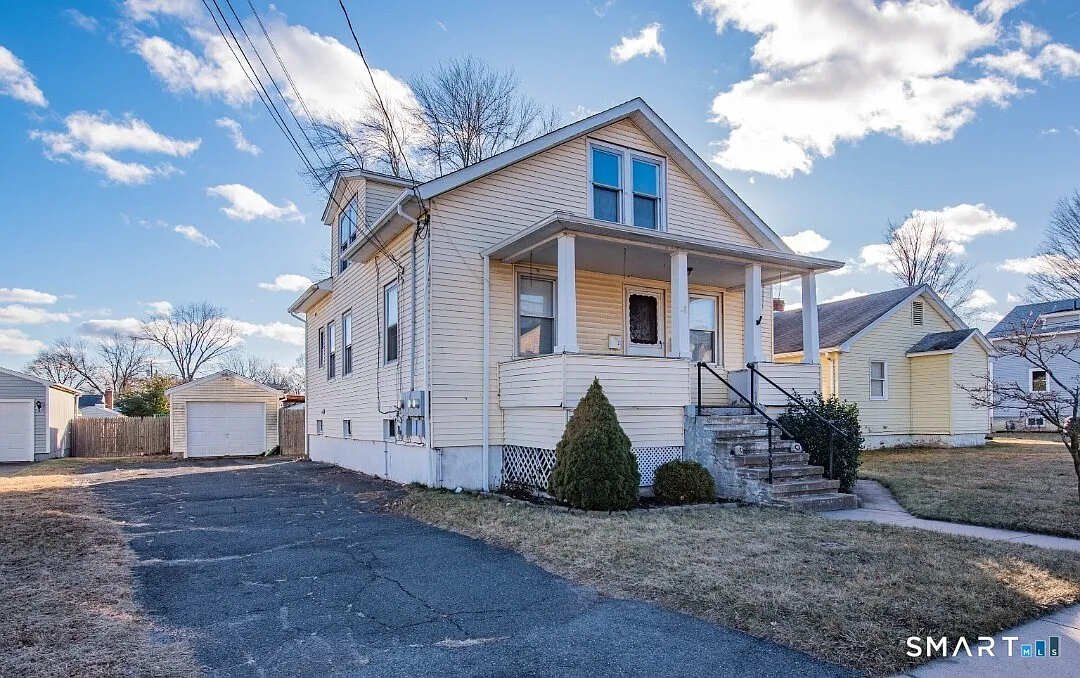 Building Photo - 48 Hillside Ave #2