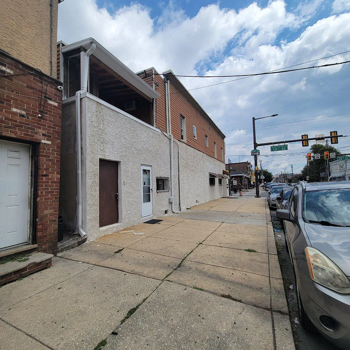 1 bed, 1.0 bath, 1904 sqft, $1,395 — Photo 1
