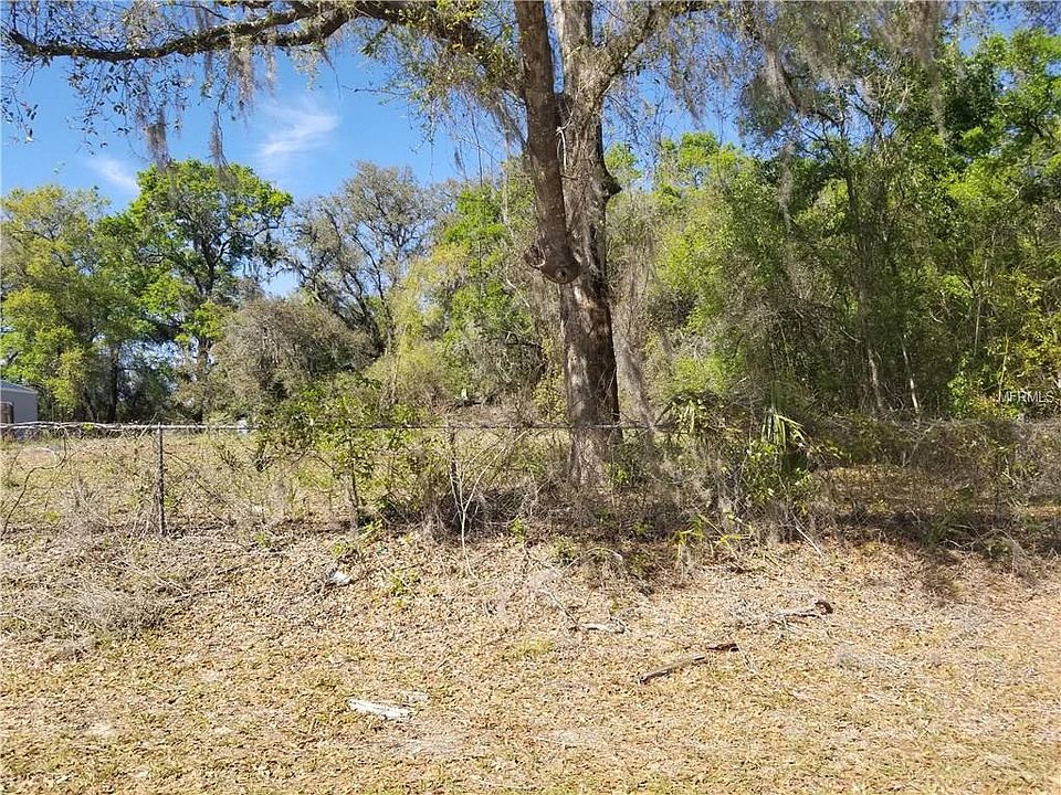2nd image of 455 Napoleon Dr