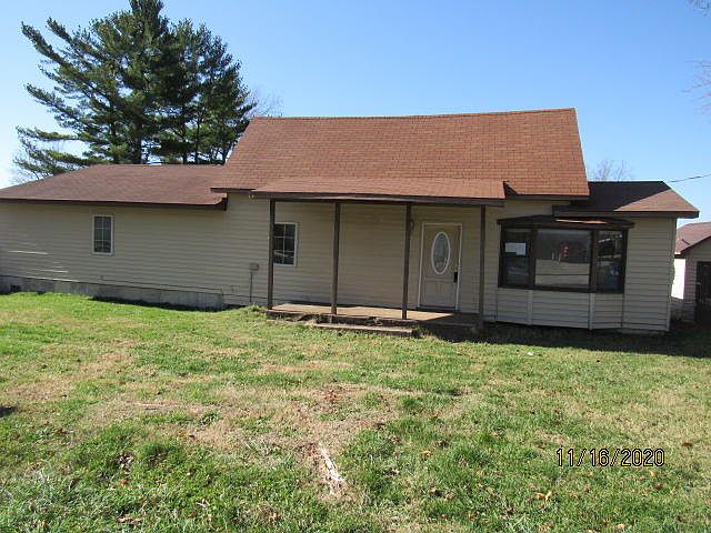 1st image of 5323 College St