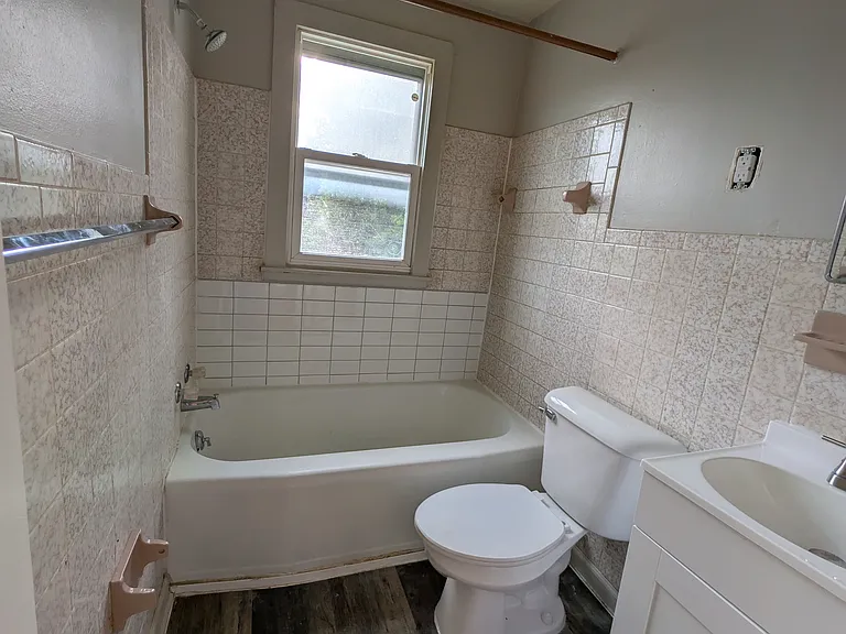 619 Berkeley Rd #1 — Photo 9
