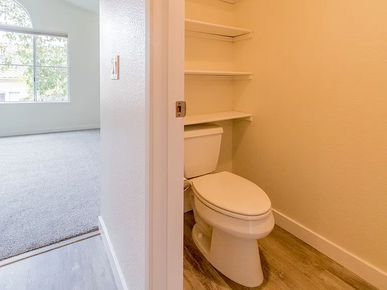11066 Portobelo Dr — Photo 23