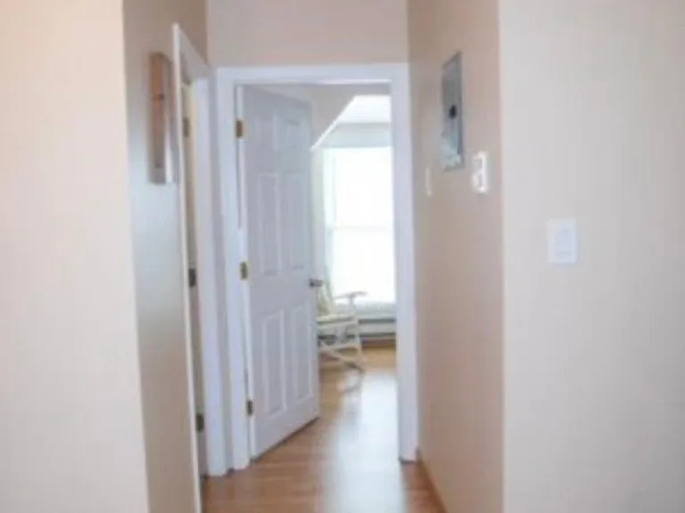 174 4th Ave #B — Photo 15