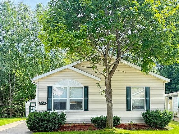 3rd image of 504 Chesapeake Ct