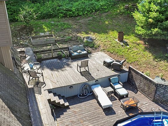 5th image of 143 River Rd