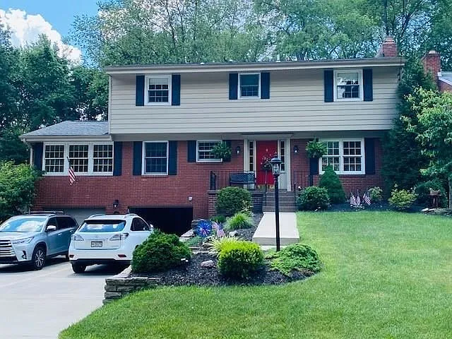 342 Cavan Dr photo 1