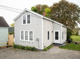 22 Main St #B, York, ME 03909