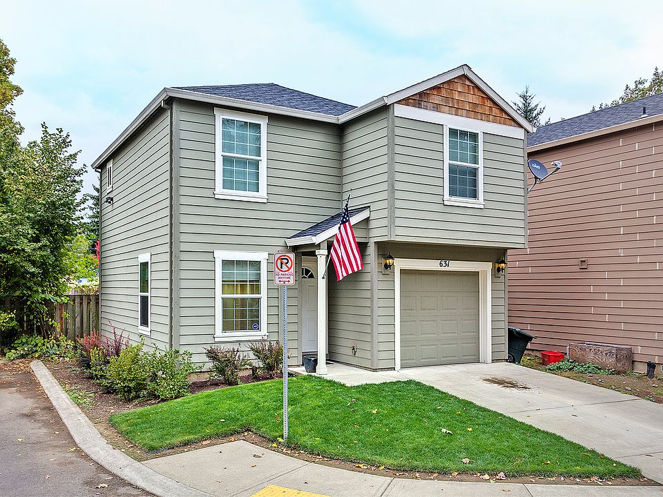 1st image of 631 SE Shega Ct