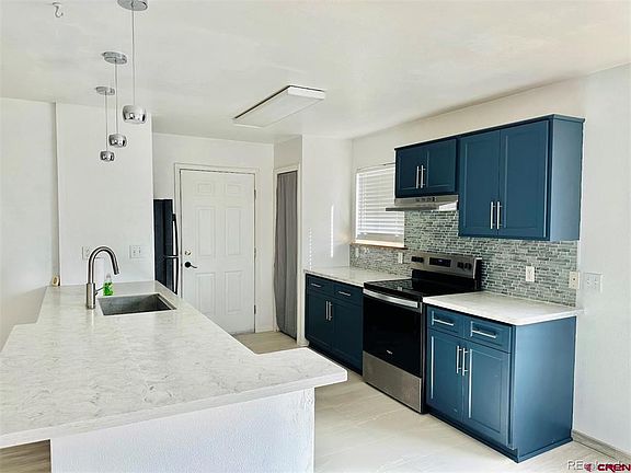 2nd image of 2832 Gold Place