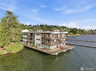 Pebble Beach Condo, Kirkland, WA 98033