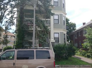 94 Fairmount St, Dorchester Center, MA 02124