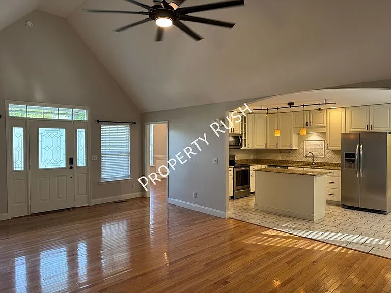 196 Blue Heron Dr — Photo 8