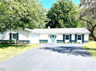 6271 Firwood Rd, Mentor, OH 44060