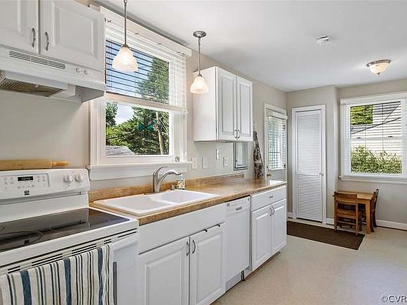 2nd image of 7703 Hillview Ave