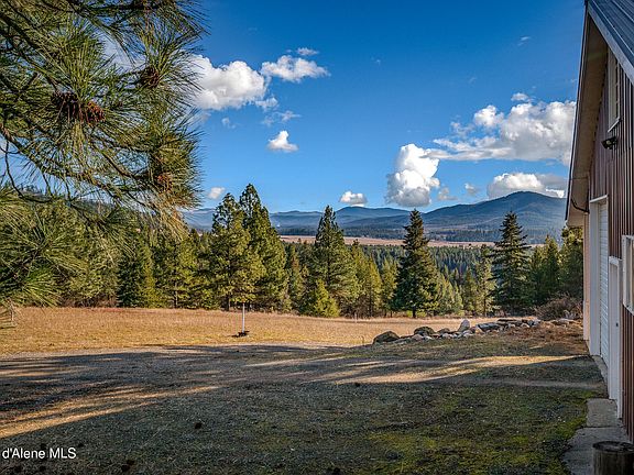 2nd image of 693 Pokey Creek Rd