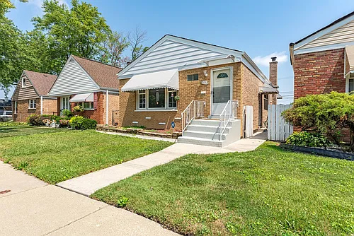 4507 S Leamington Ave Photo 1 4507 S Leamington Ave Photo 1