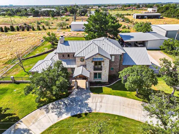 4413 Meadowlark Ln, Midland, TX 79707
