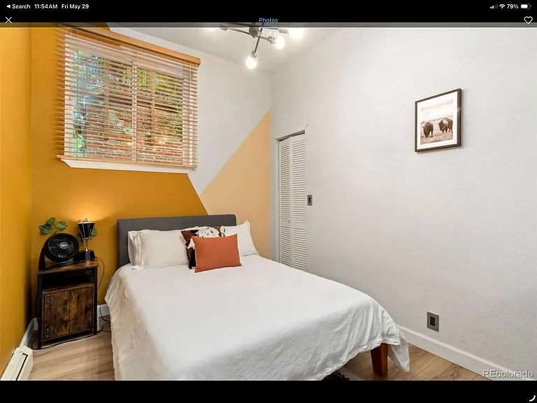 2421 Tremont Pl — Photo 8