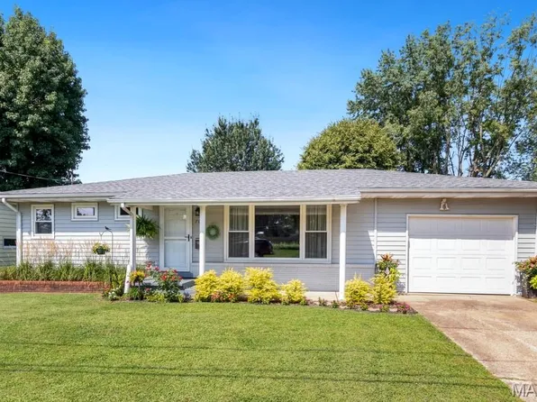707 S 7th St, Owensville, MO 65066