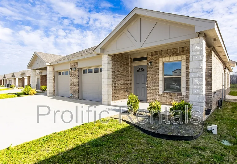 3505 Abraham Dr #2 — Photo 3