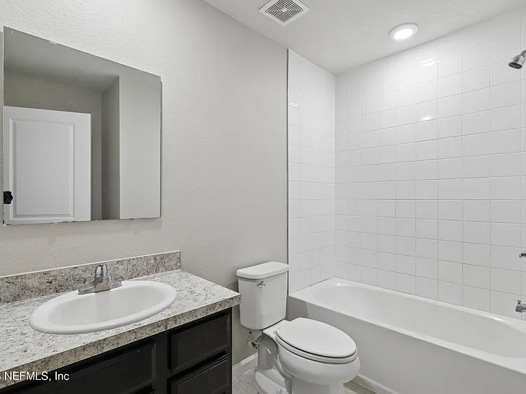 5988 Creekside Crossing Dr — Photo 23