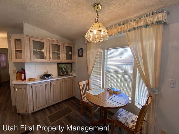 4th image of 840 N Twin Lakes Dr #234