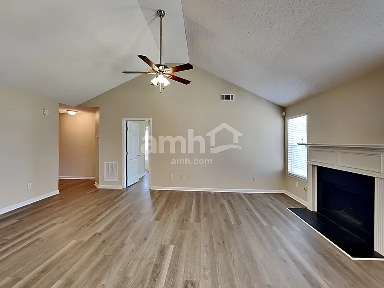 2921 Knoll View Pl — Photo 6