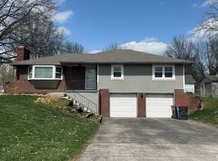 15422 Landauer St, Basehor, KS 66007