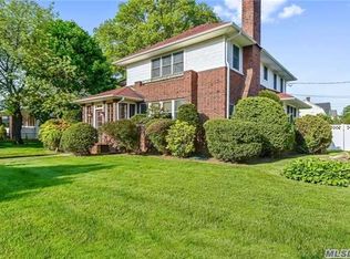 2365 Central Ave, Baldwin, NY 11510