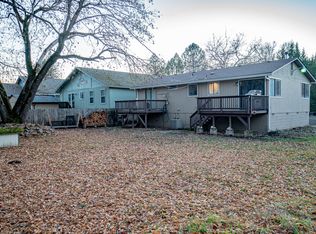 115 Castaline Pl, Shady Cove, OR