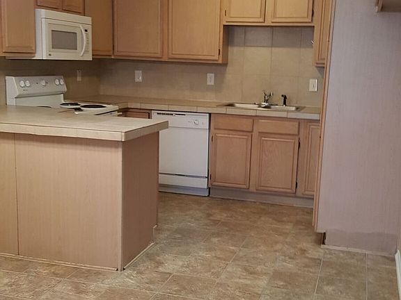 5th image of 12207 China Lake Dr