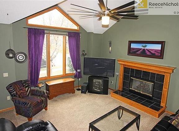 Custom Lights Throughout!