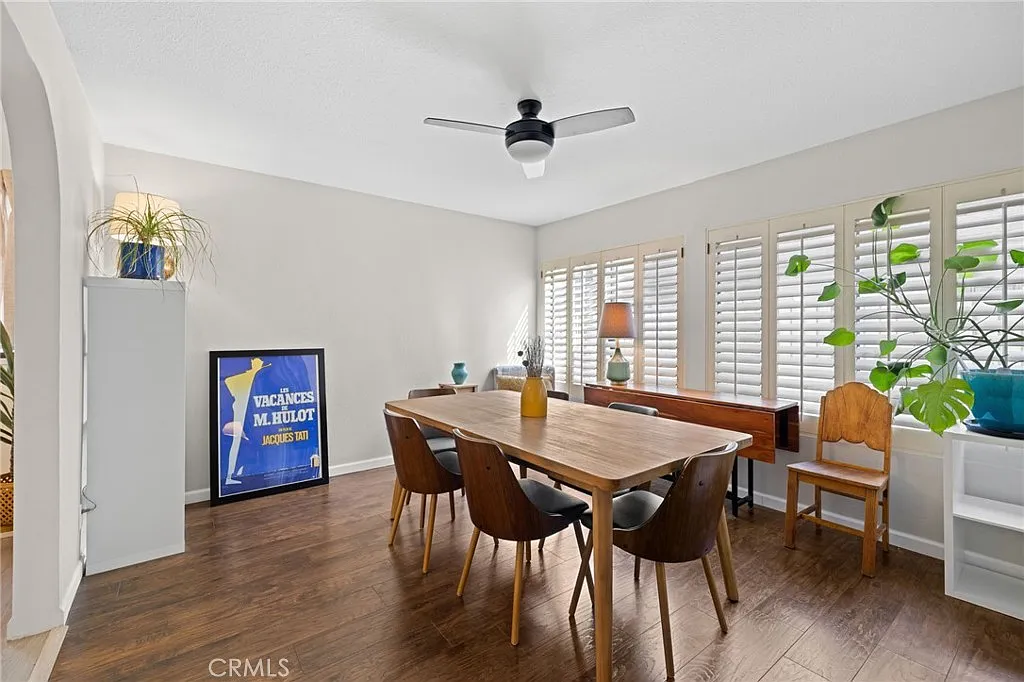 2 bed, 1573 sqft, $4,200 — Photo 4