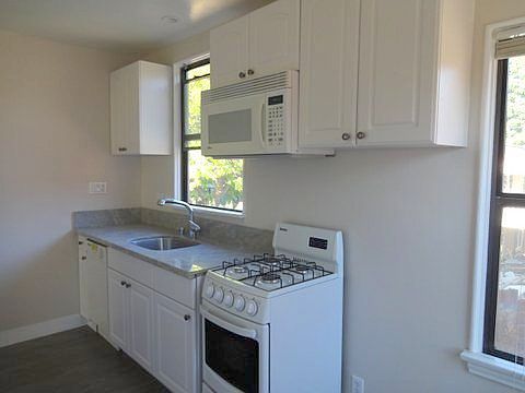 1st image of 5260 Tujunga Ave