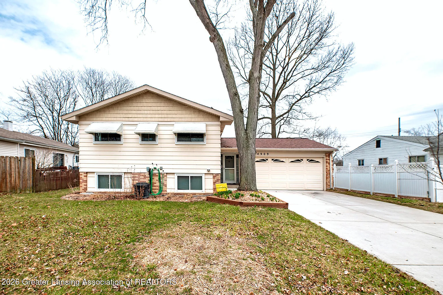 4909 Conners Ave photo 1