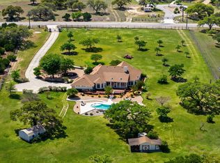 126 Juniper Ln, Boerne, TX 78006