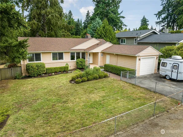 1804 N 198th Street, Shoreline, WA 98133