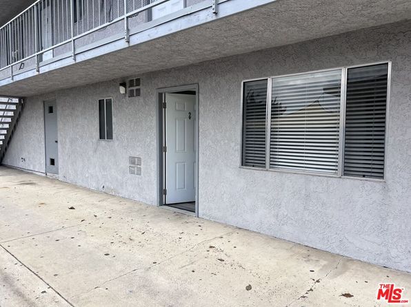 1556 W 227th St APT 3