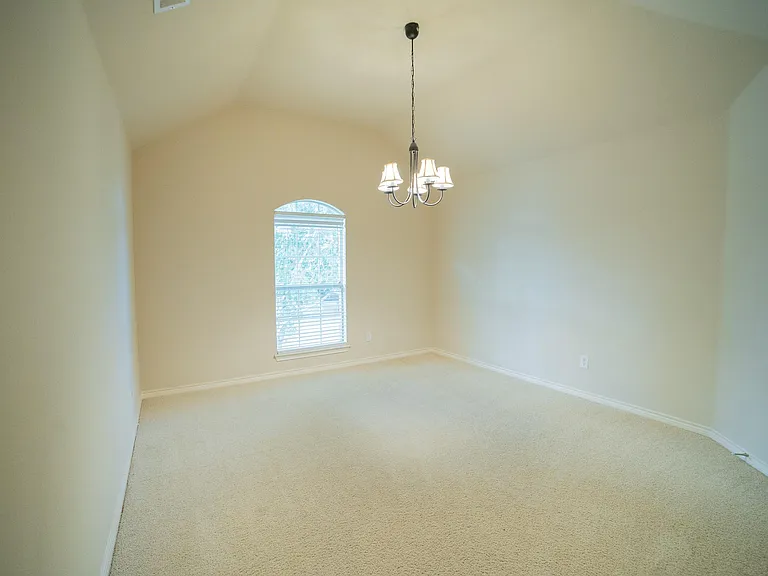 15105 Regal Oak Ln — Photo 24