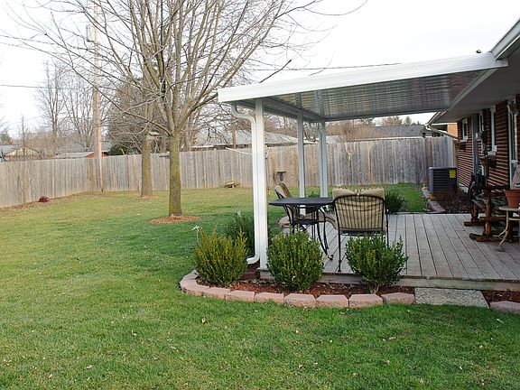 5th image of 6427 Luton Ct
