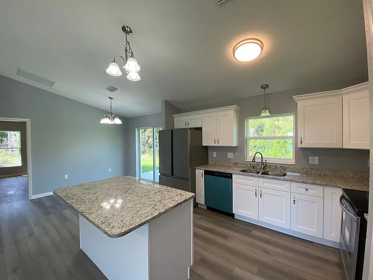 13724 SW 32nd Terrace Rd — Photo 14