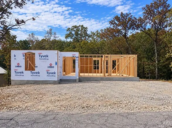 317 Pheidippides Pl, De Soto, MO 63020