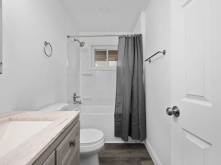 701 Monterey St — Photo 12